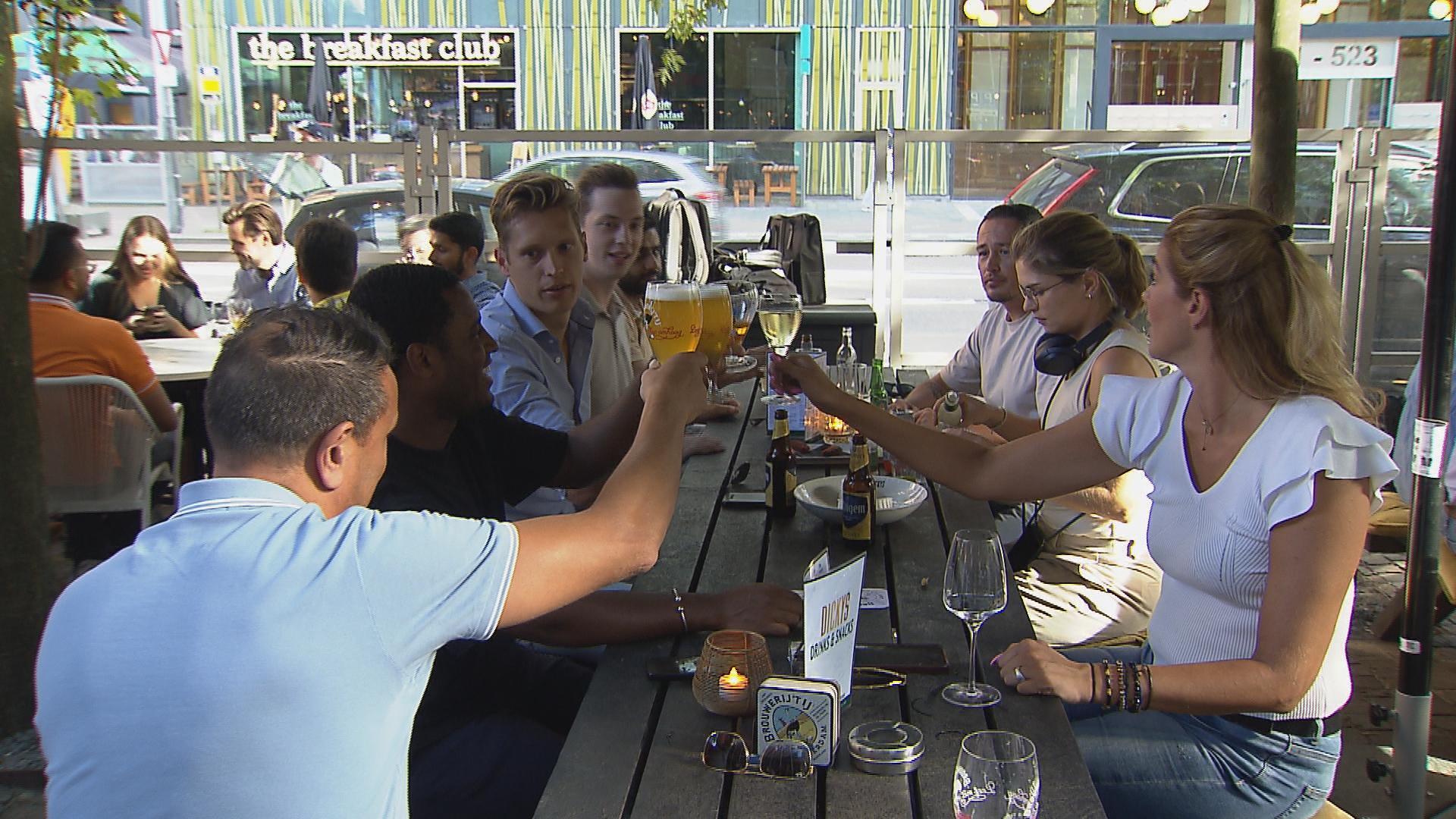 Vrijdagmiddagborrel gaat naar donderdag: 'Voor de omzet ook lekker'